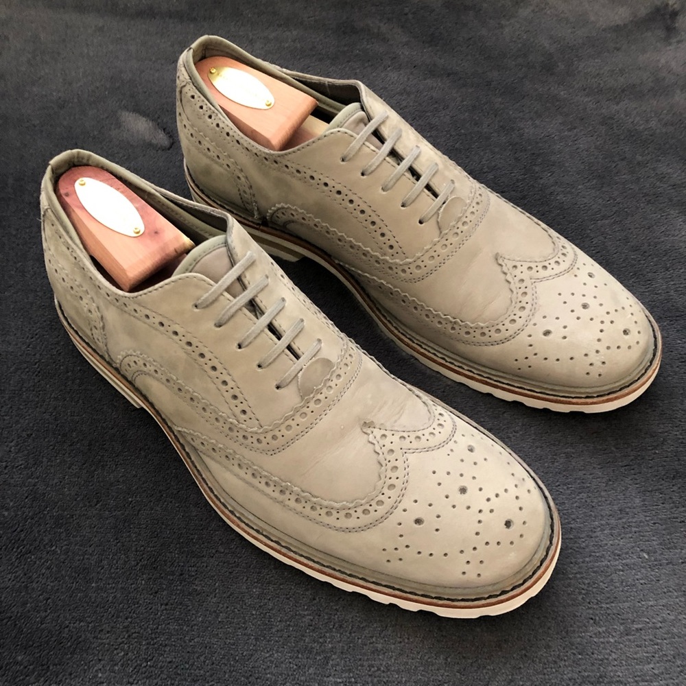 KENNETH COLE NEW YORK ‘Click N Clack’ Light Grey Suede Wingtips Mens 7